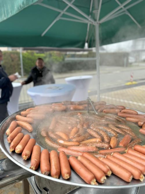 Pivac otvorio novu, veliku market-mesnicu u Popovači