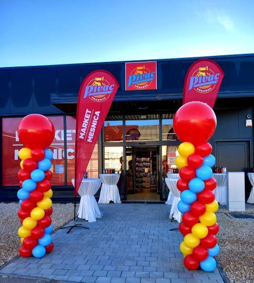 ​Mesna industrija Braća Pivac otvorila svoju veliku trgovinu u Gračacu [Klikni i povuci za pomicanje] ​