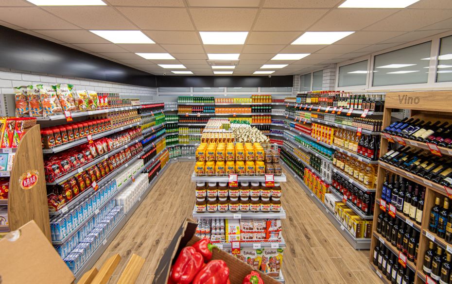    Na otoku Korčuli otvorena najveća mesnica Pivac u Hrvatskoj