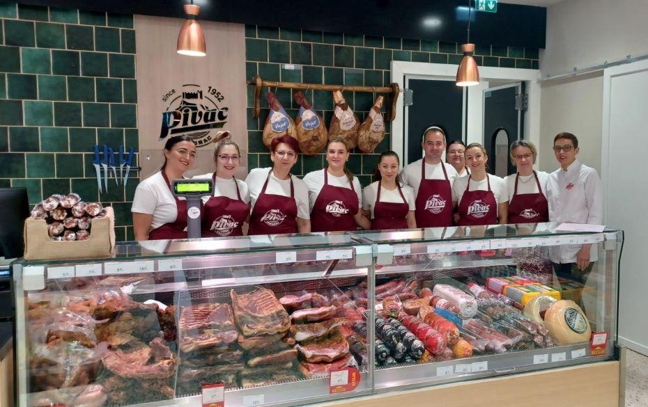 Pivac market-mesnica u Petrinji preselila u novi, veći prostor